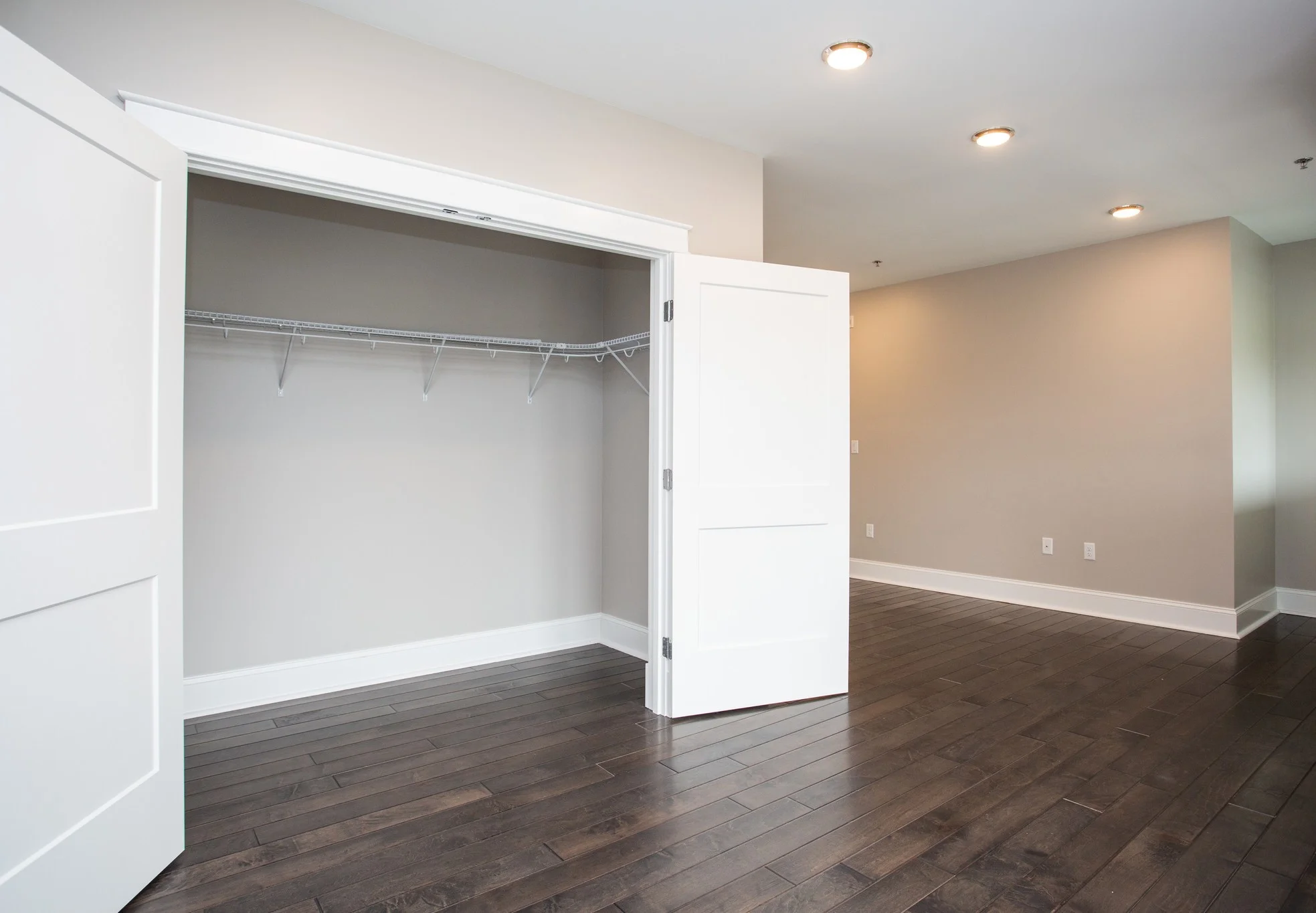 60 Howard St, Watertown