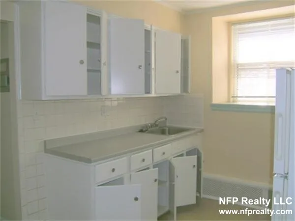 1064 Beacon St, Longwood