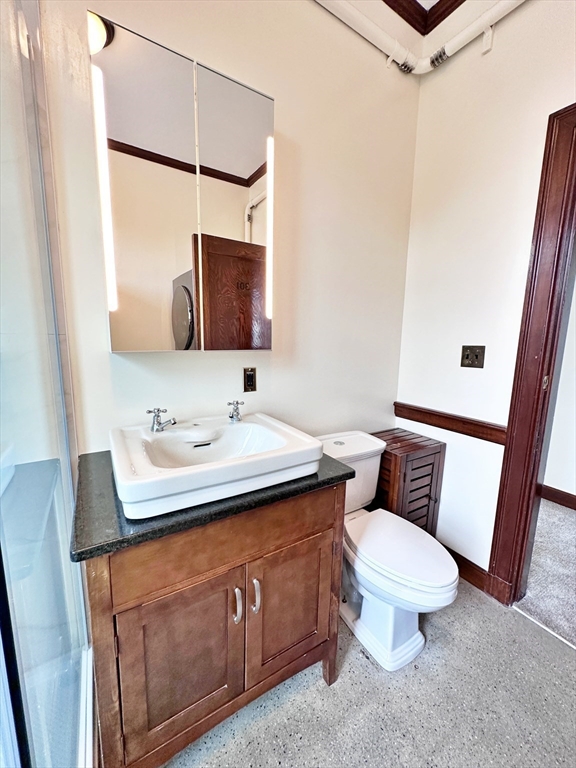 154 Maverick St, East Boston