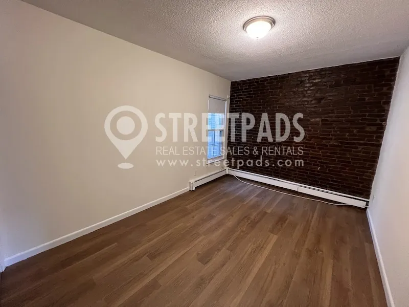 54 South Huntington Ave, Mission Hill