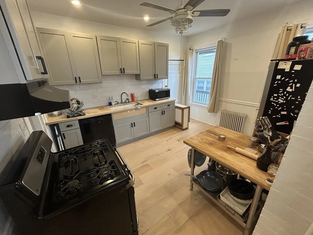 50 Dartmouth St, Winter Hill