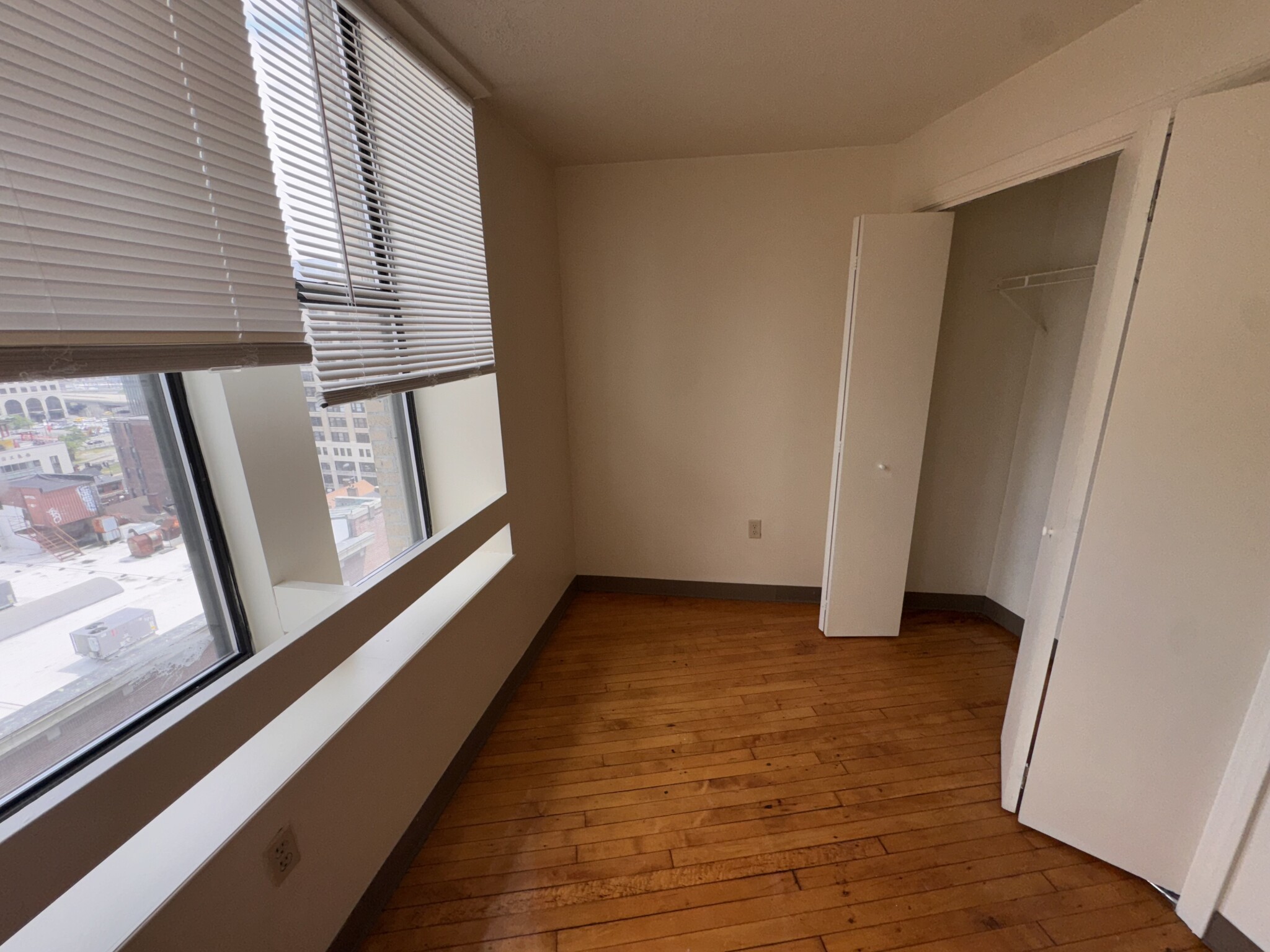 65 Harrison Ave, Chinatown