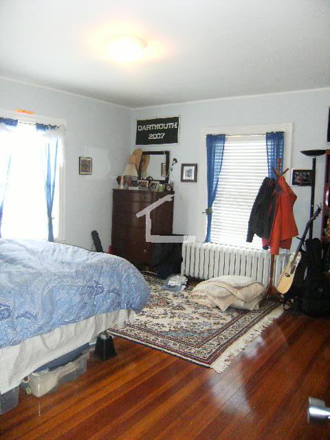 4 bed, 3 bath apartment for rent at 2 Cambridge Ter Unit 1, Allston — photo 13 of 13