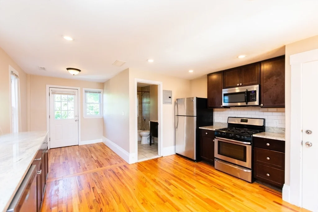 27 Shannon St, Brighton