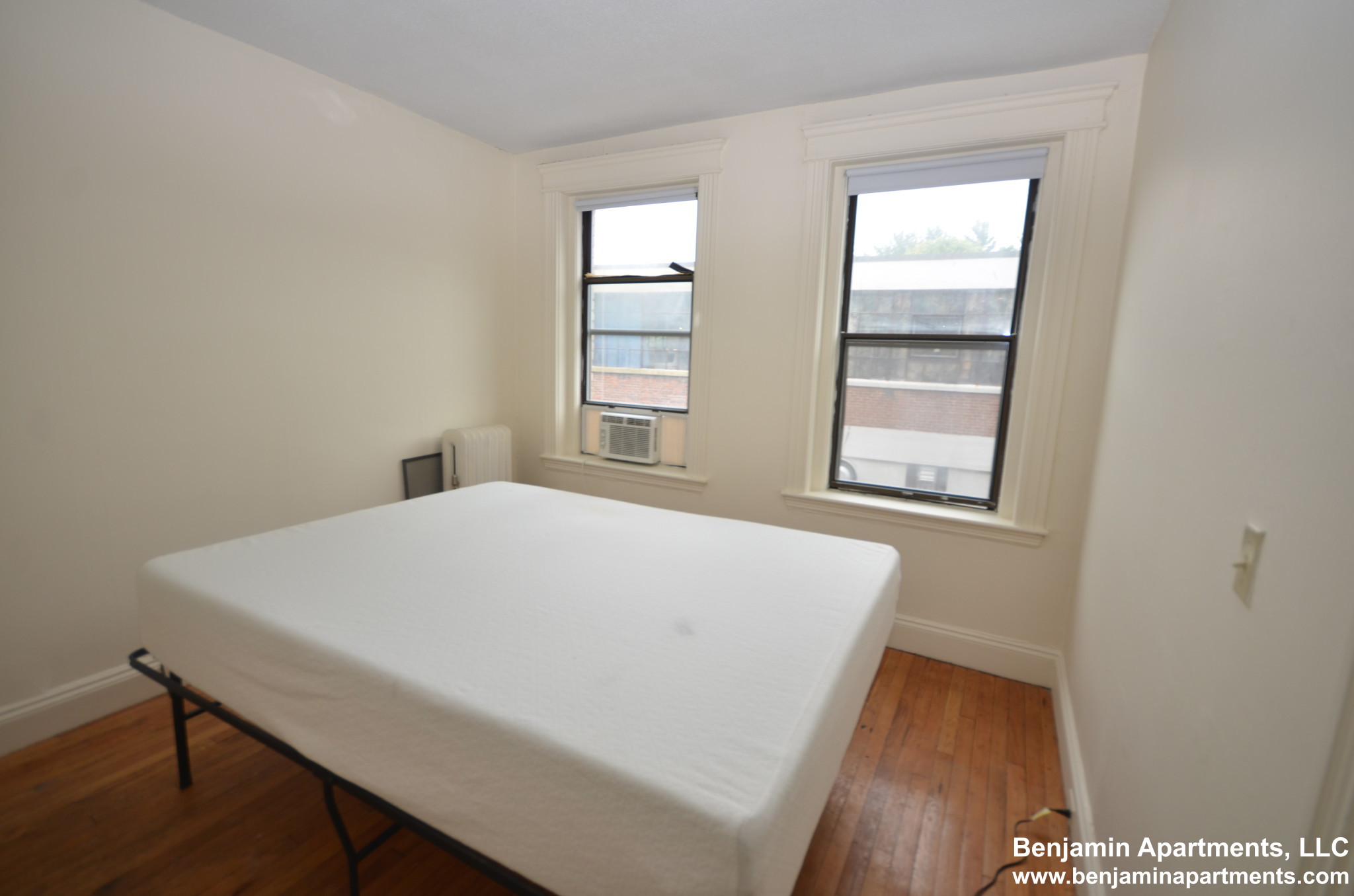 Studio bed, 1 bath apartment for rent at 1152 Commonwealth Ave Unit A20, Brighton — photo 3 of 6