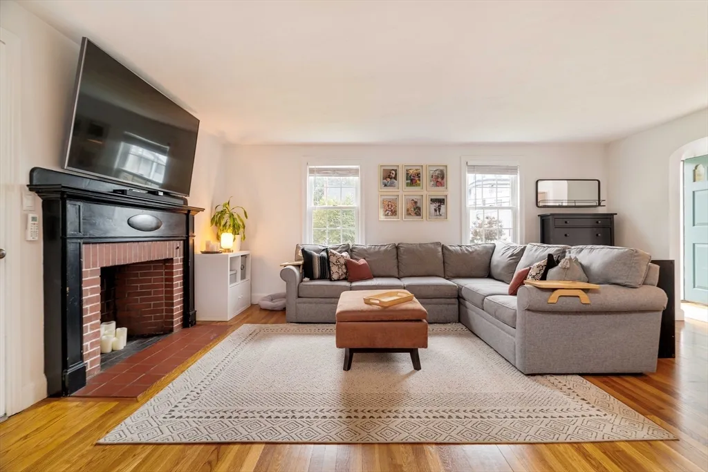 19 Trenton St, Melrose