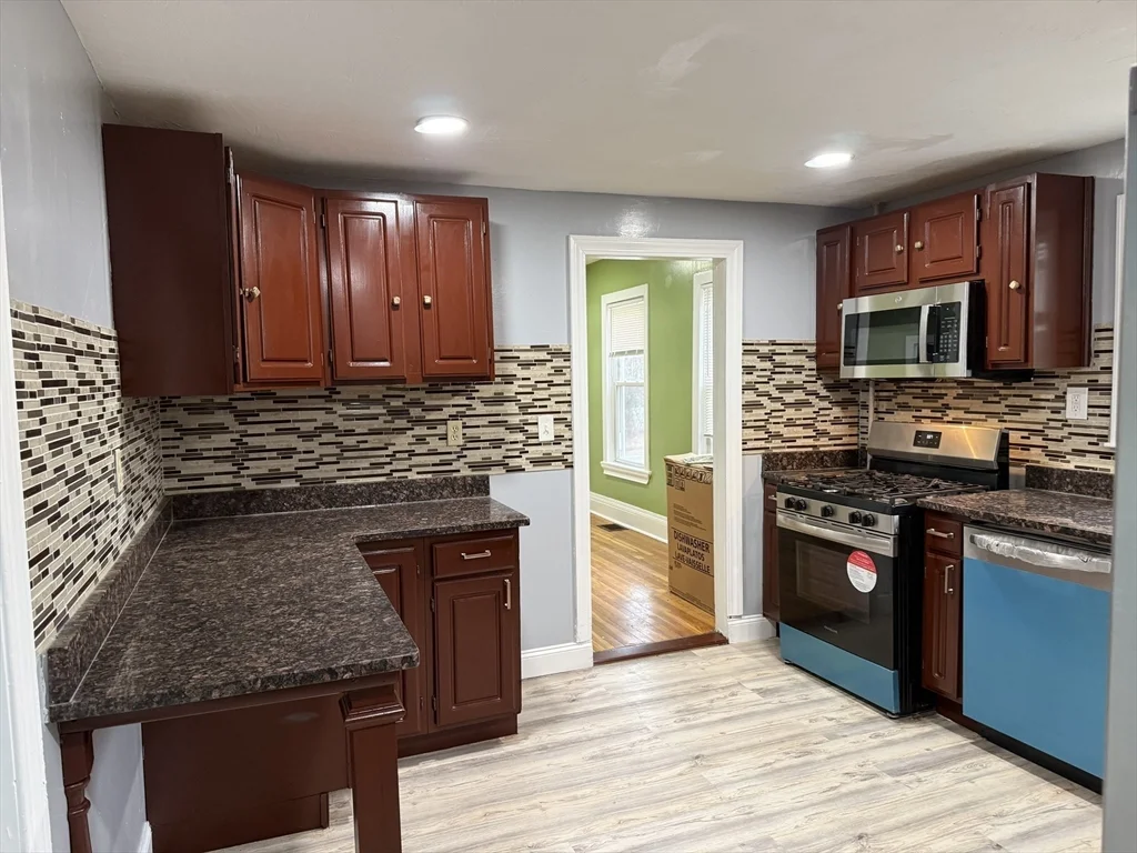 72 Allen St, Randolph