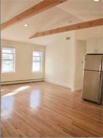 23 Pitman, Spring Hill