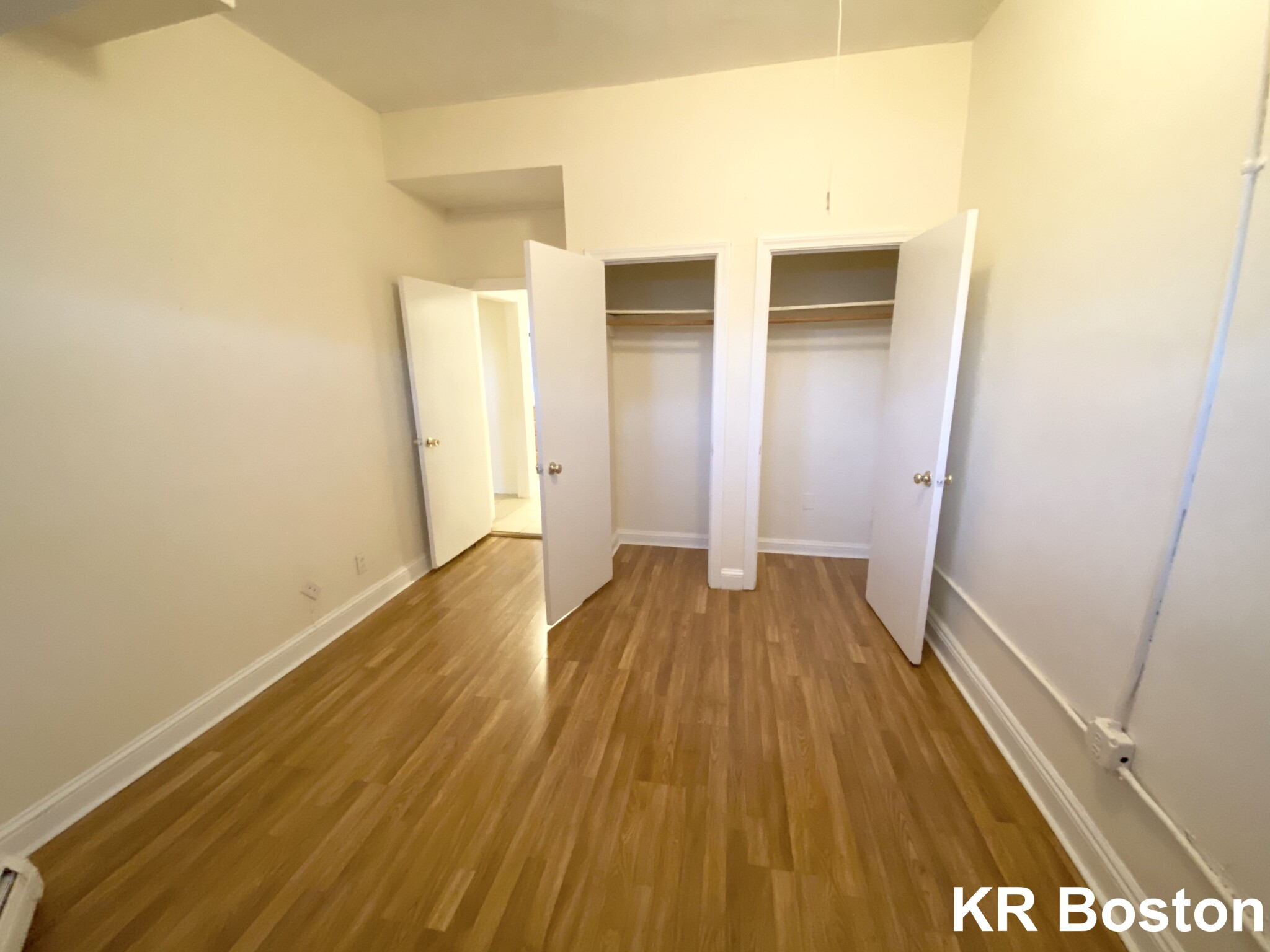 2 bed, 1 bath apartment for rent at 1156 Commonwealth Ave Unit 0A, Allston — photo 3 of 5
