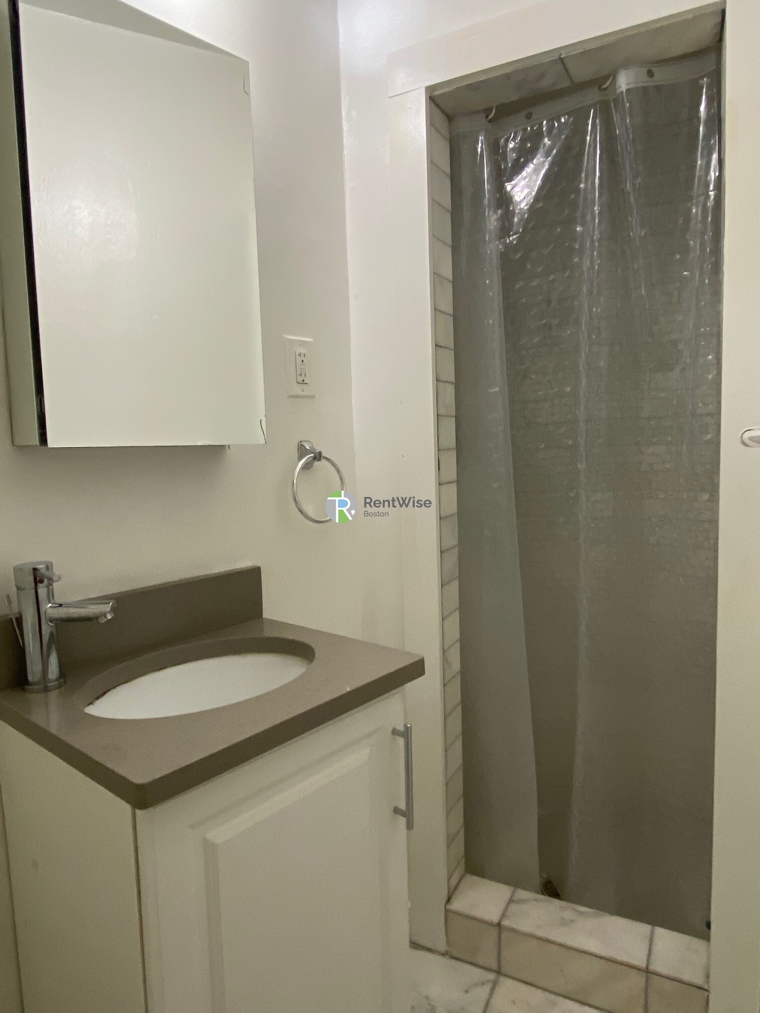 92 Charles St, Beacon Hill