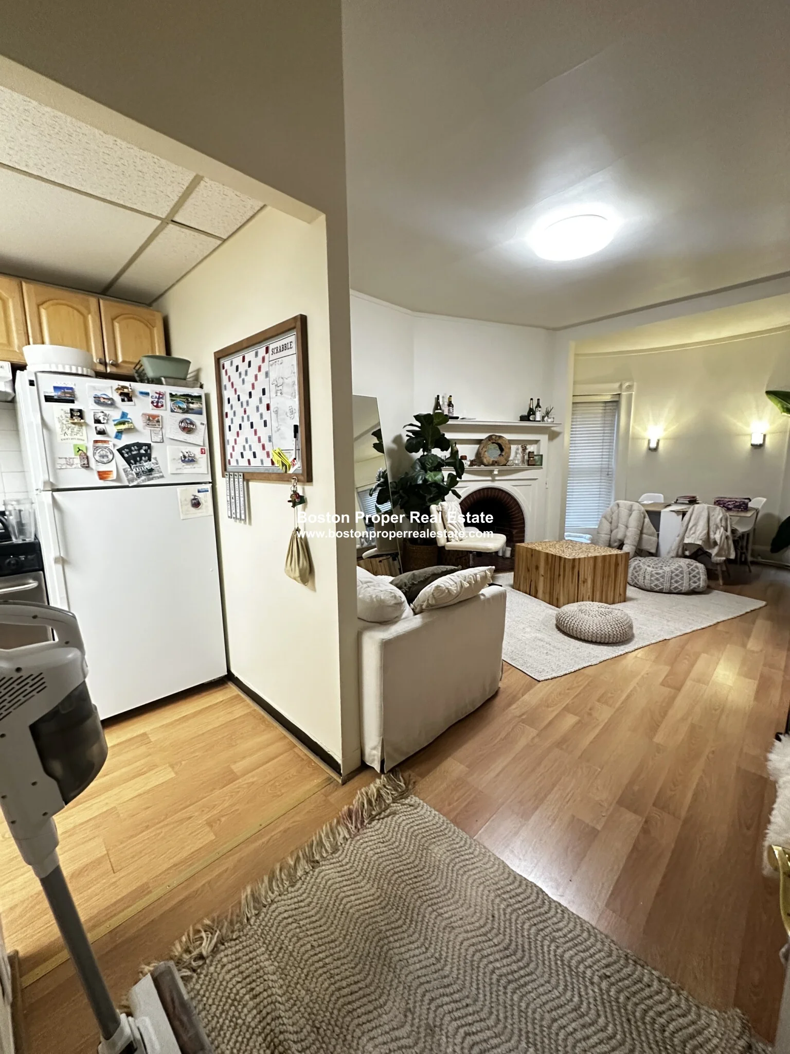 27 Bay State Rd, Fenway