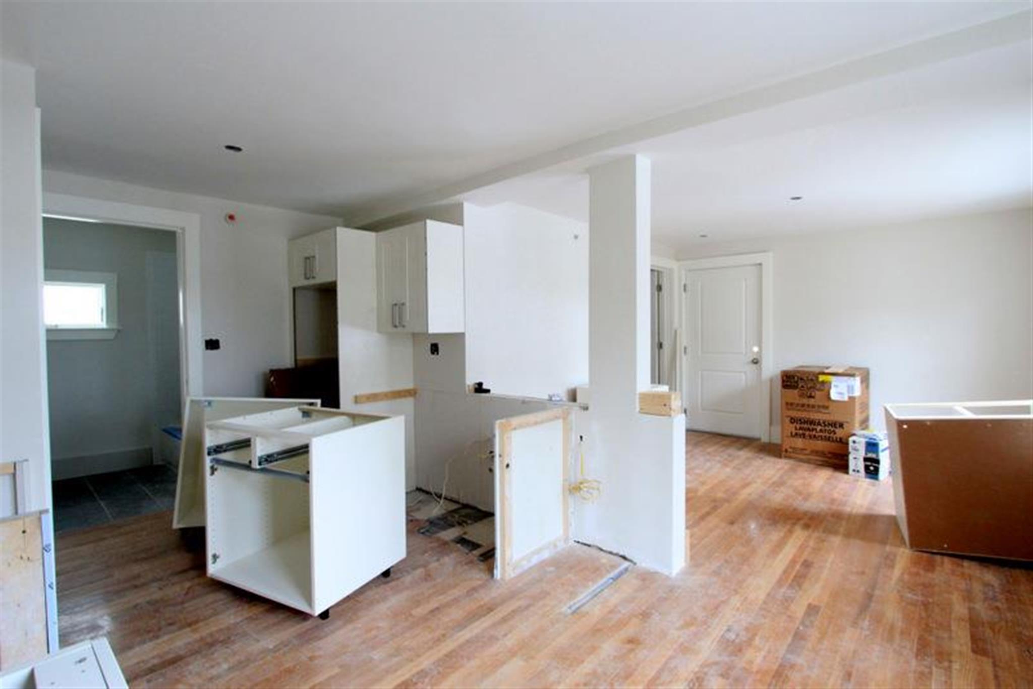 1 bed, 1 bath apartment for rent at 13 Winter St, Arlington — photo 1 of 15