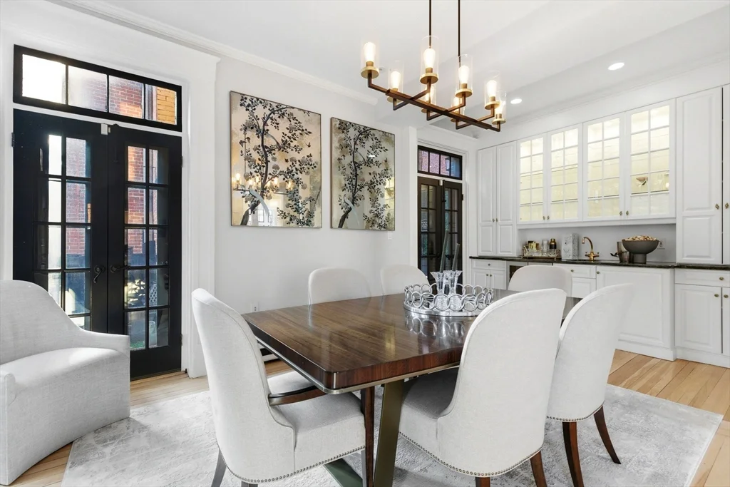 50 River St, Beacon Hill