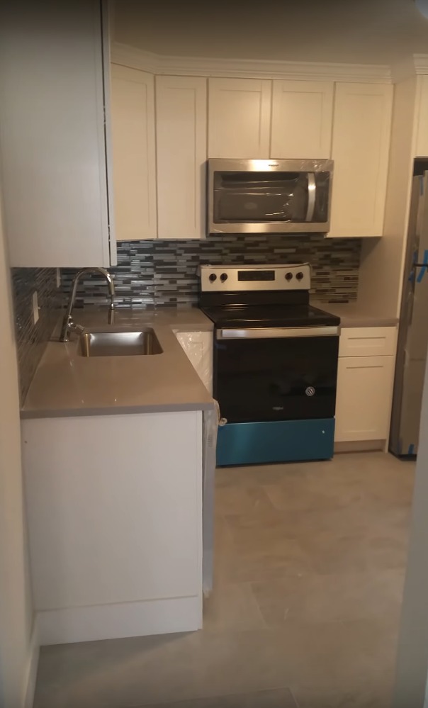 Studio bed, 1 bath apartment for rent at 117 Cross St Unit 3, East Somerville