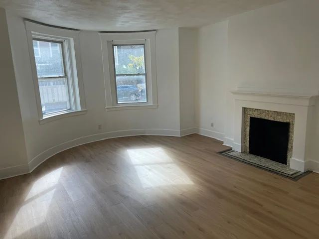 675 Washington St, Brookline