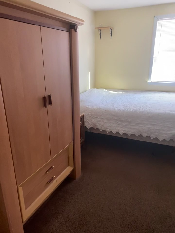 1 bed, 1 bath apartment for rent at 116 Selwyn Rd Unit B, Randolph — photo 1 of 8