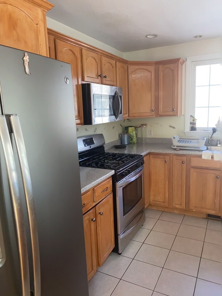1 bed, 1 bath apartment for rent at 116 Selwyn Rd Unit B, Randolph — photo 8 of 8