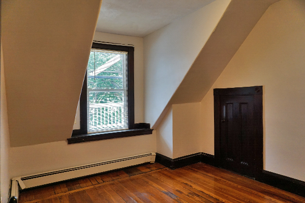 159 Brown St, South Side