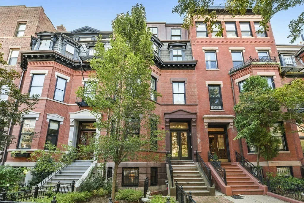 447 Beacon St, Back Bay