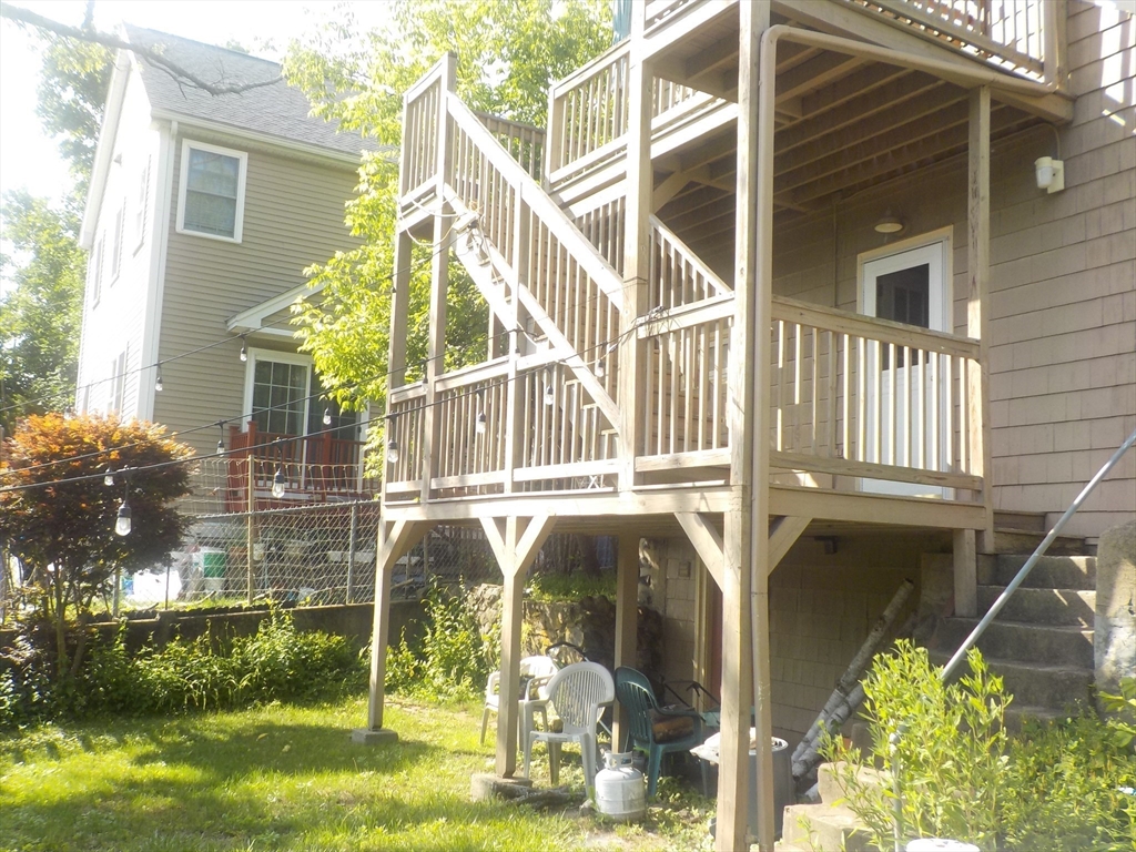 578 Trapelo Rd, Belmont