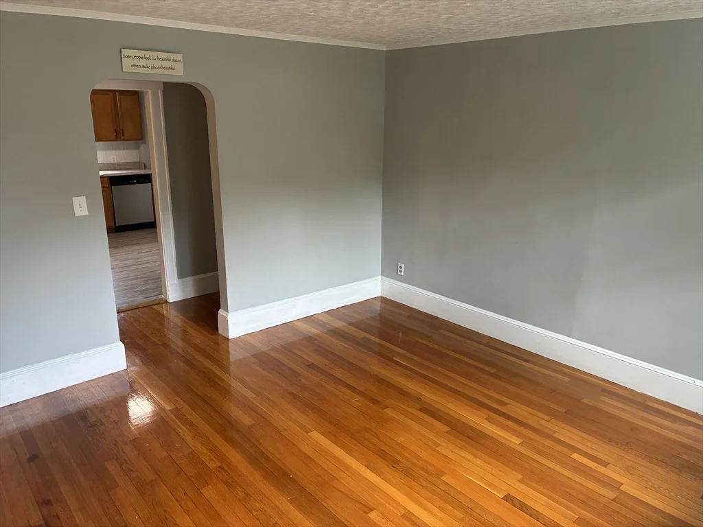 350 Plain St, Braintree