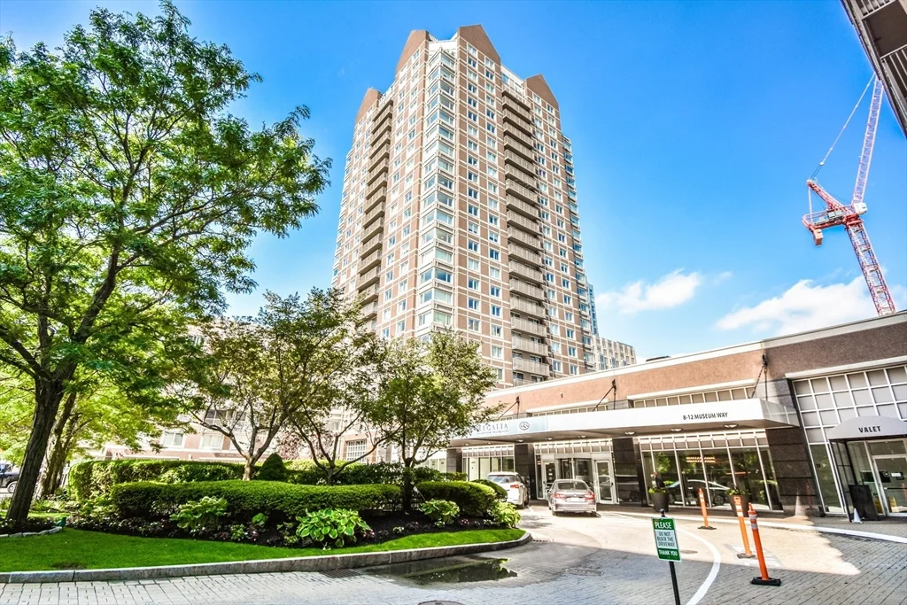 10 Museum Way, East Cambridge