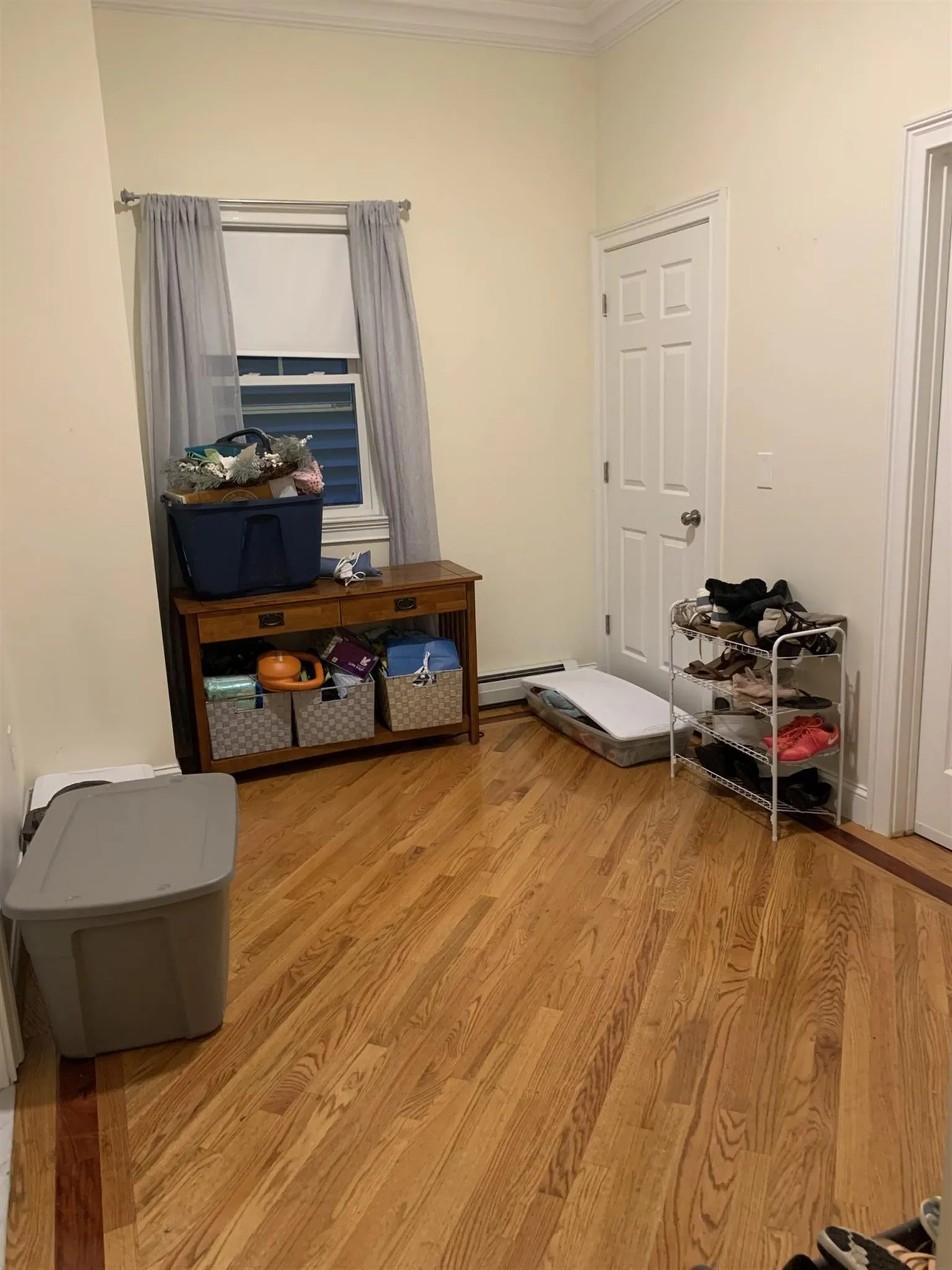 406 Medford St, Winter Hill