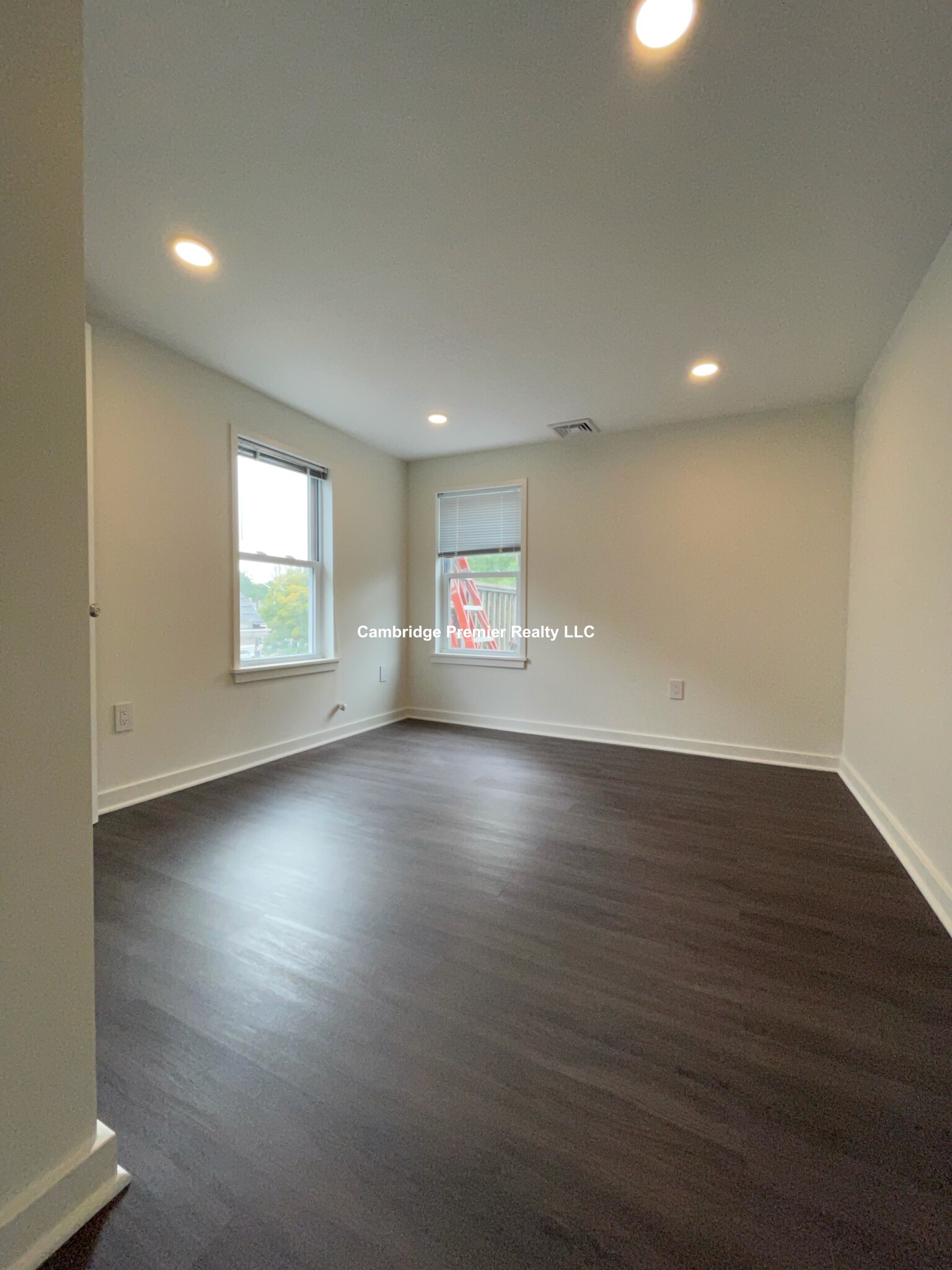 3 bed, 1 bath apartment for rent at 117 Fresh Pond Pkwa Unit 3, West Cambridge