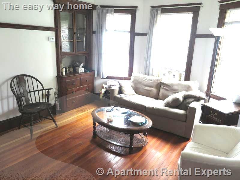 10 Cambridge Terr, Porter Square