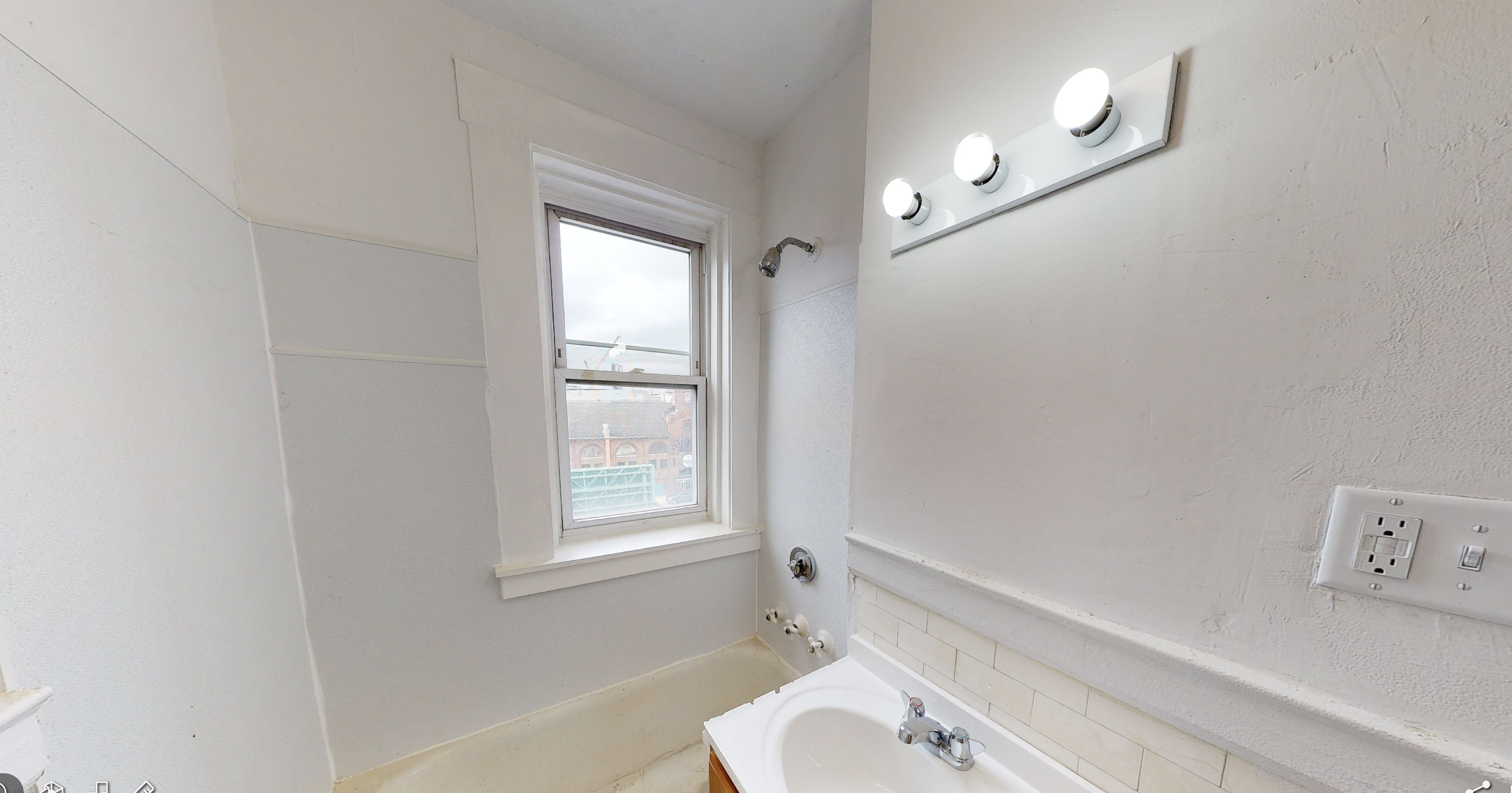 1171 Boylston St, Fenway