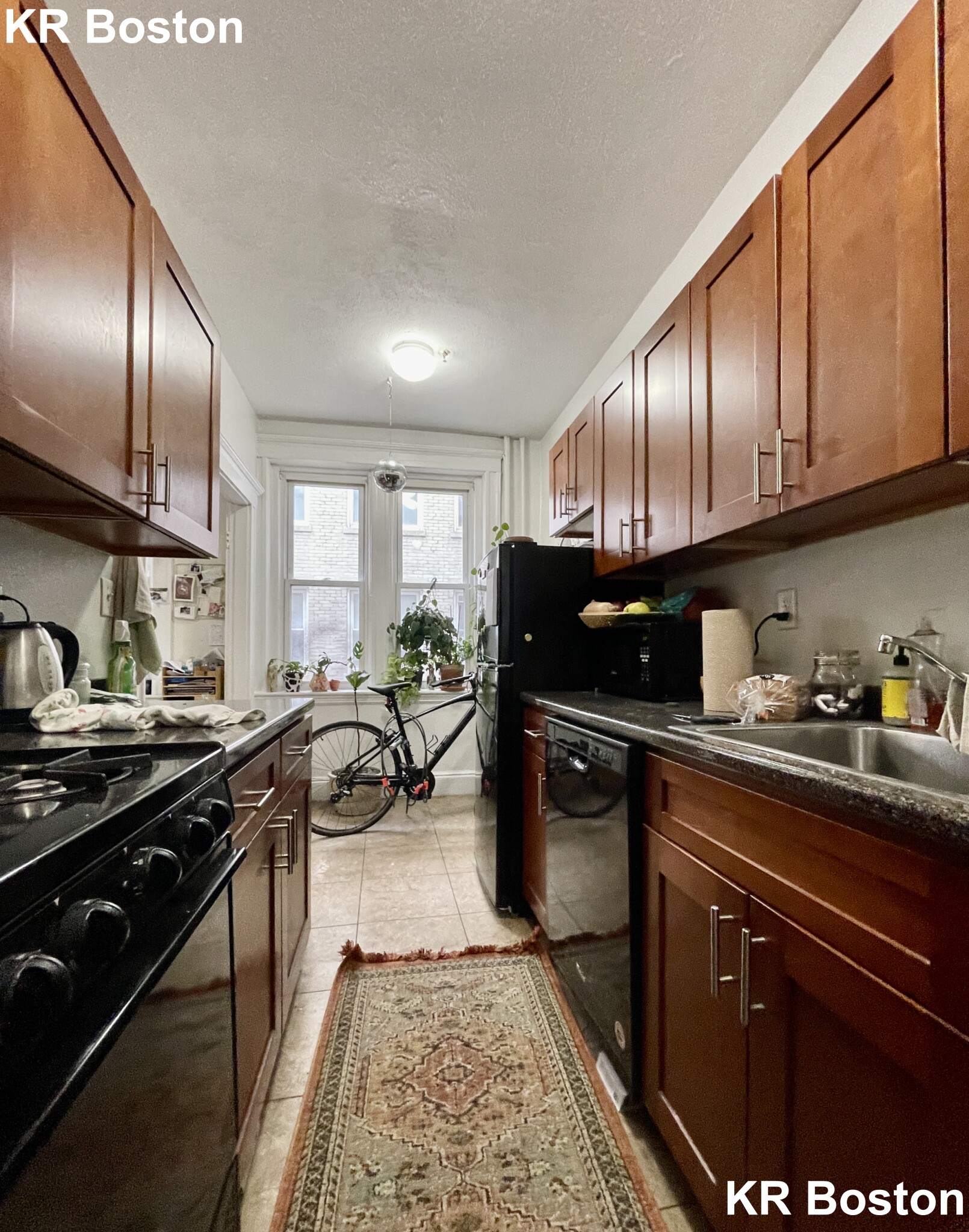 1 bed, 1 bath apartment for rent at 1171 Boylston St Unit 6, Fenway — photo 2 of 3