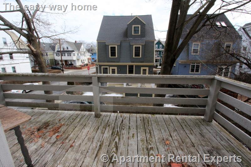 57 Josephine Ave, Powder House Square