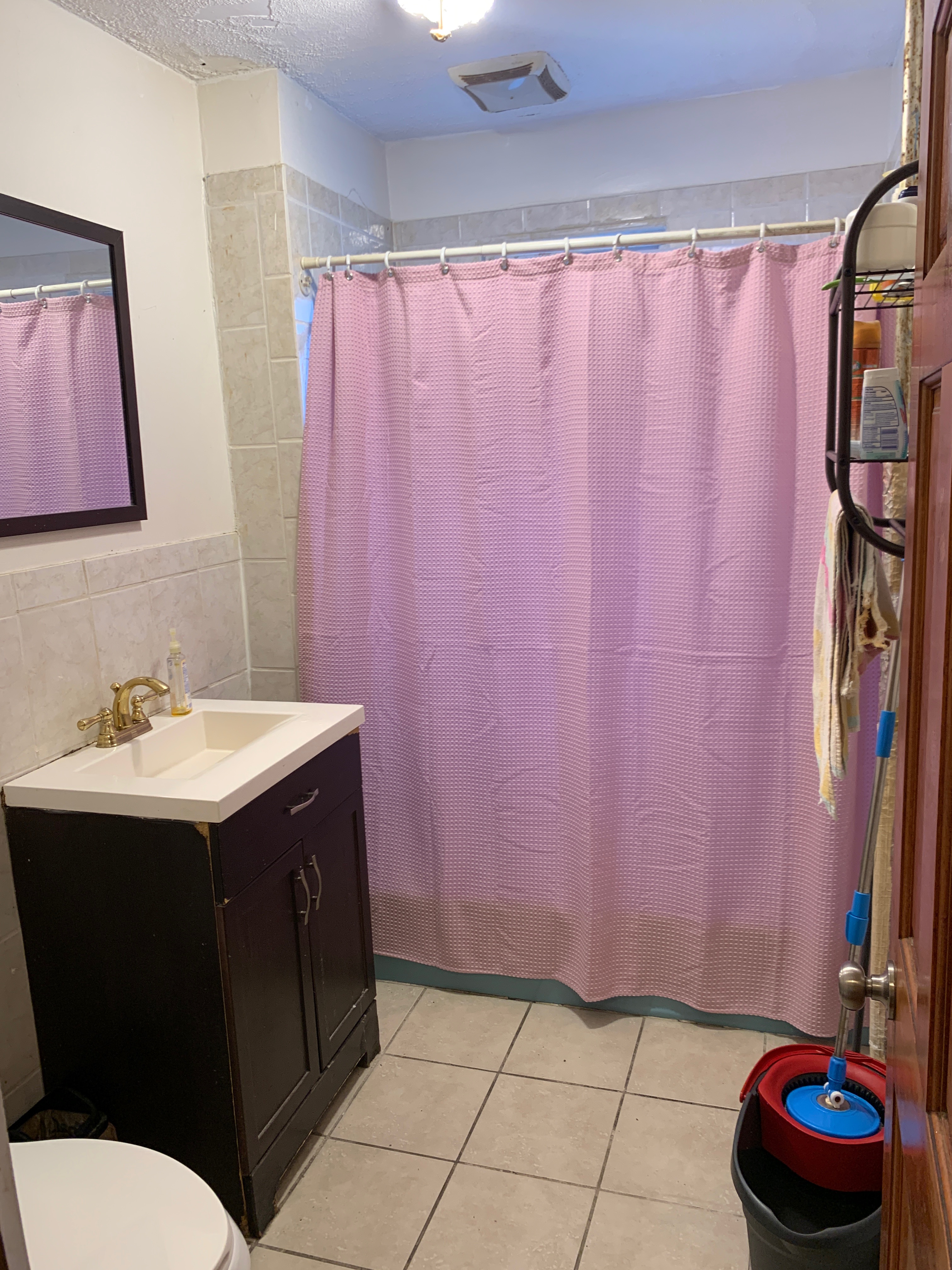 3 bed, 1 bath apartment for rent at 106 Vernal St Unit 2, Everett — photo 9 of 17