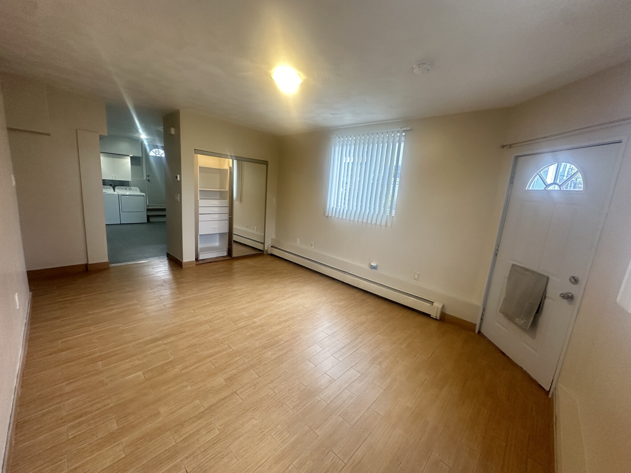 90 Albion St, Powder House Square