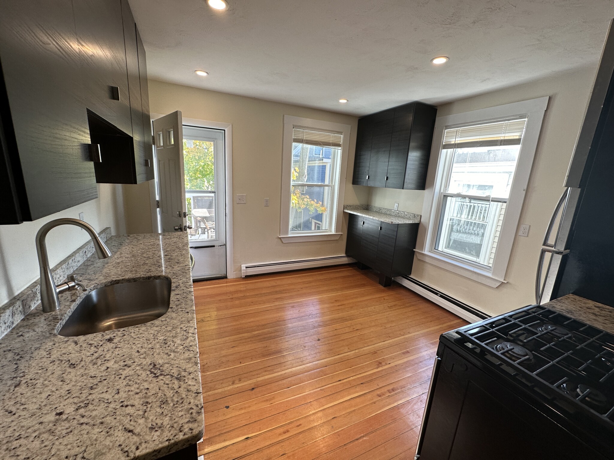 66 Pleasant St, Cambridgeport