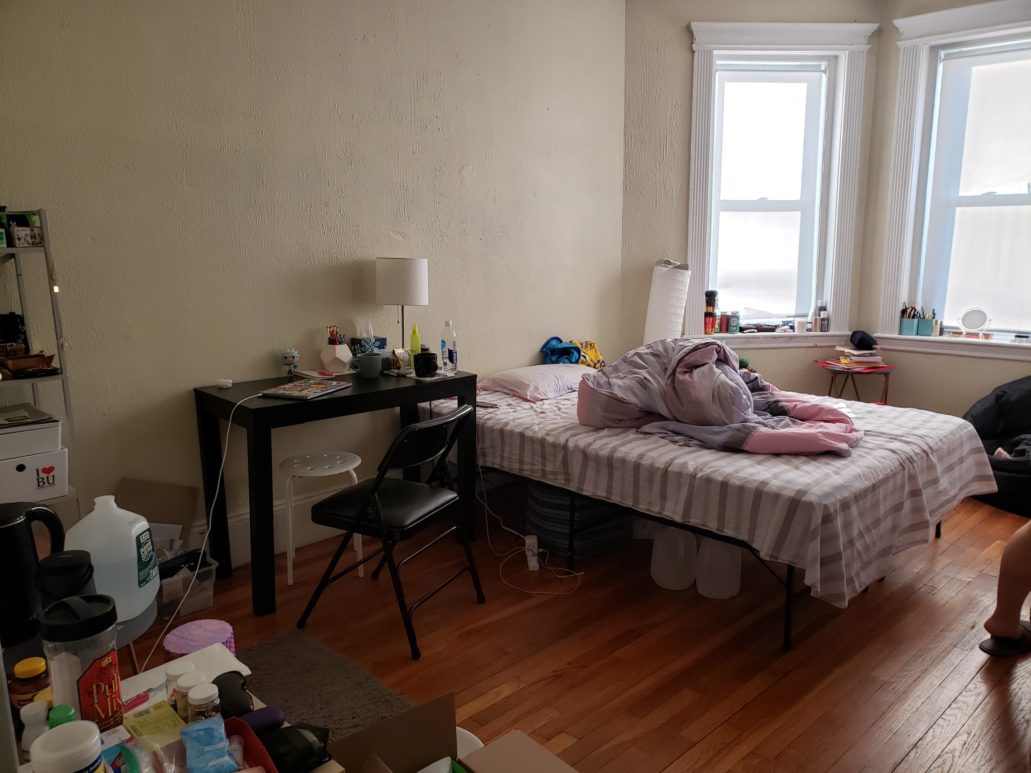 1 split bed, 1 bath apartment for rent at 71 Chester St Unit 16, Allston — photo 3 of 4