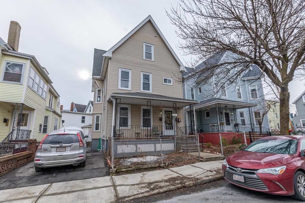 376 Medford St, Somerville