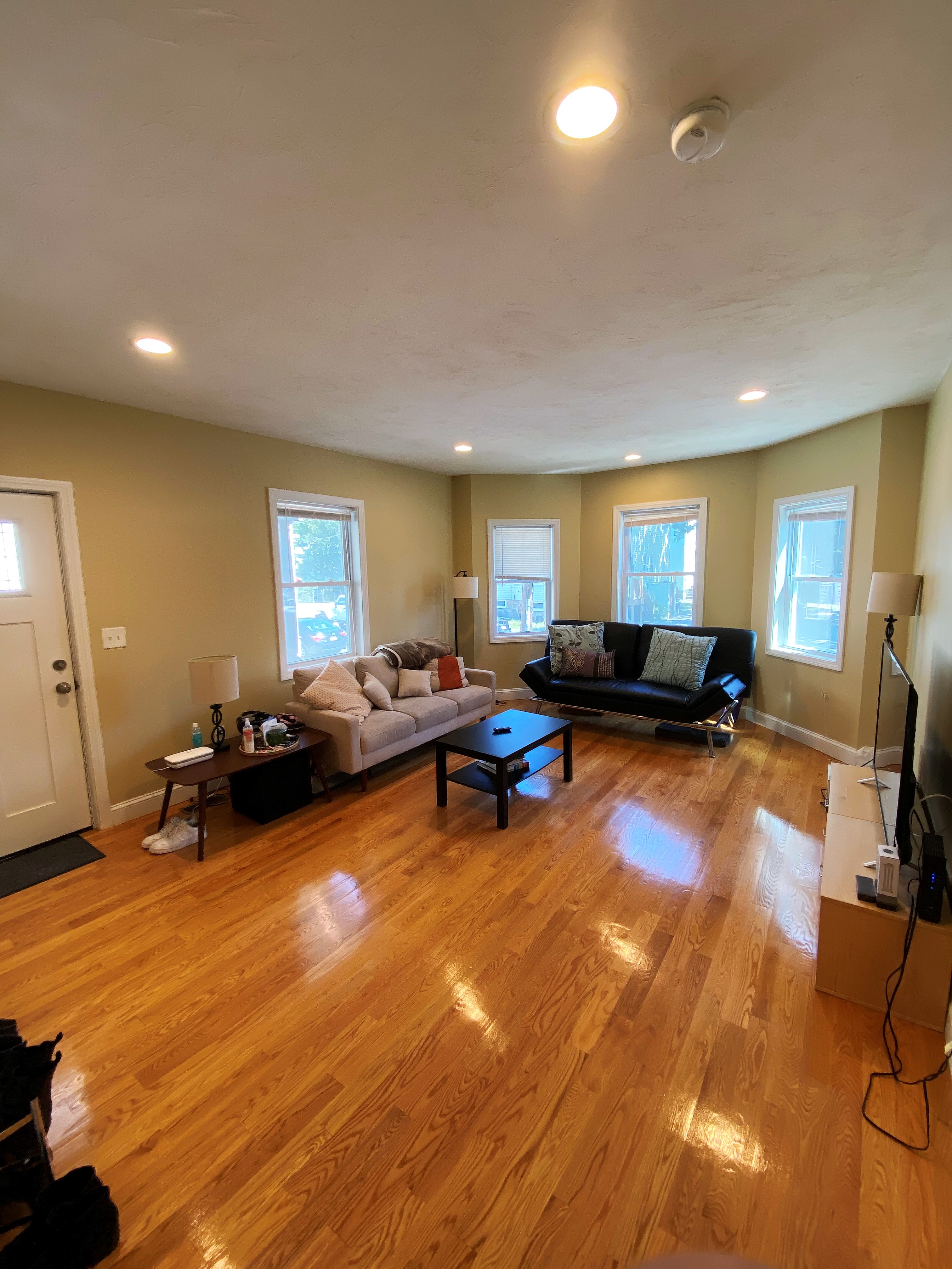 3 bed, 1 bath apartment for rent at 32 Myrick St Unit 1, Allston — photo 8 of 8