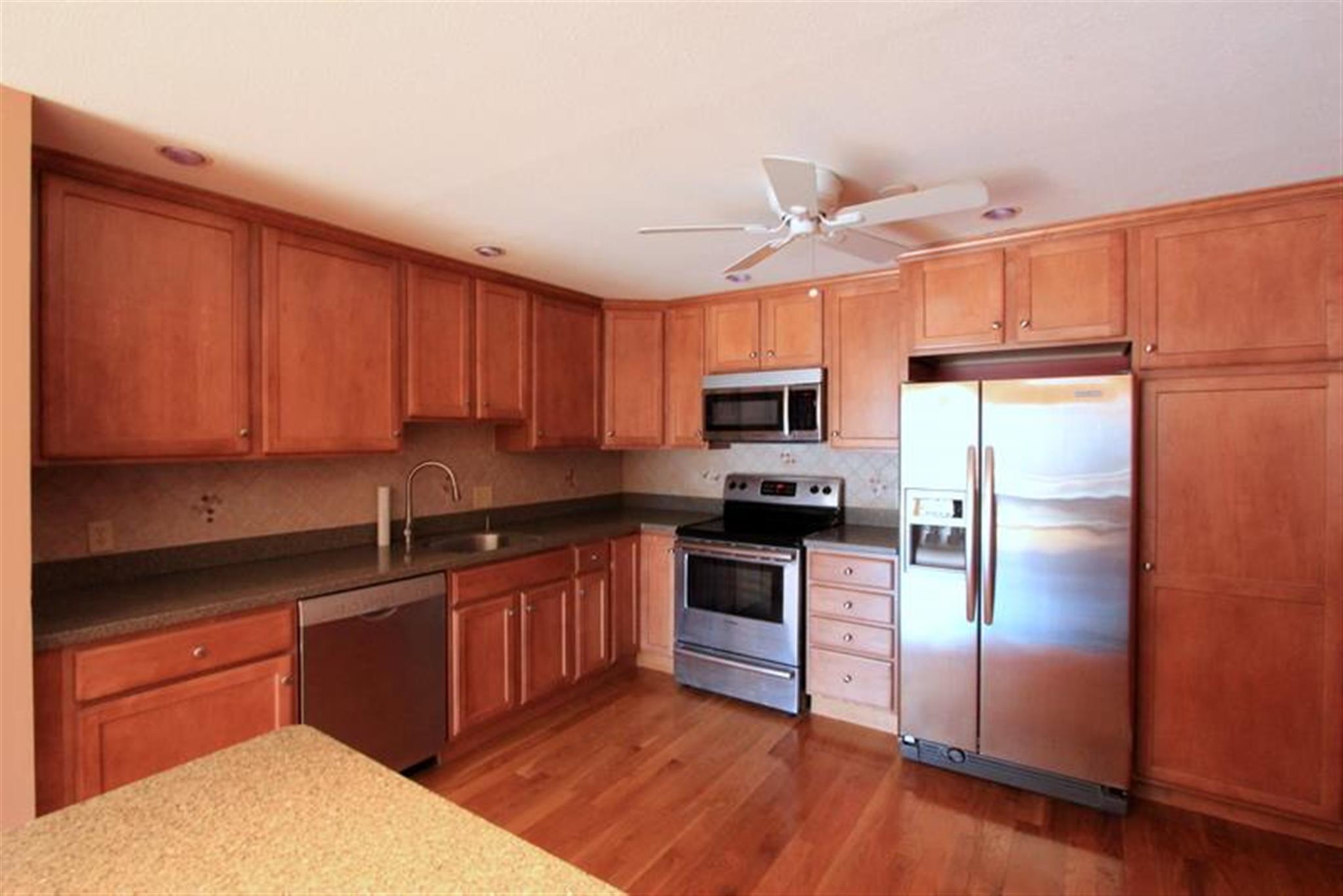 2 bed, 1 bath apartment for rent at 37 South St Unit 8, Medford — photo 1 of 24