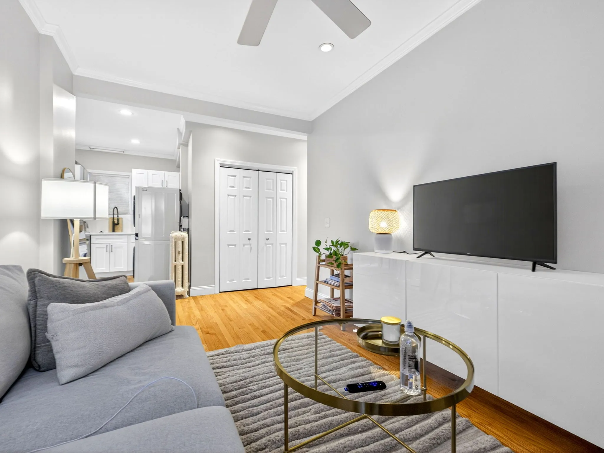 1576 Cambridge St, Mid-Cambridge