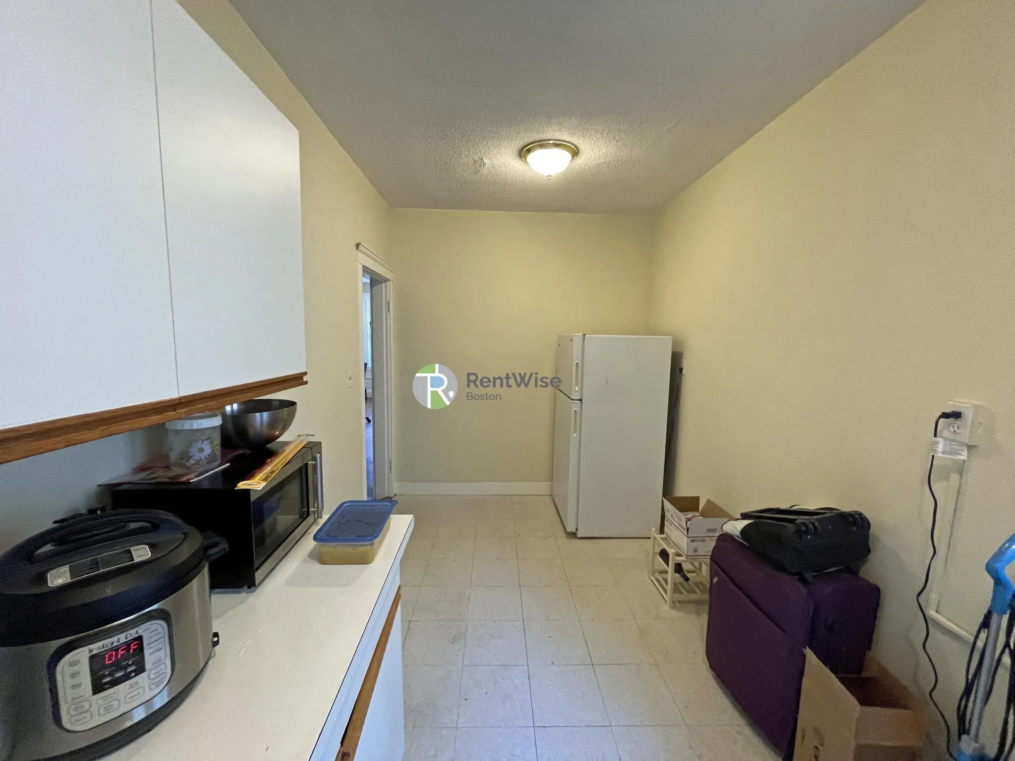 47 Linden St, Allston