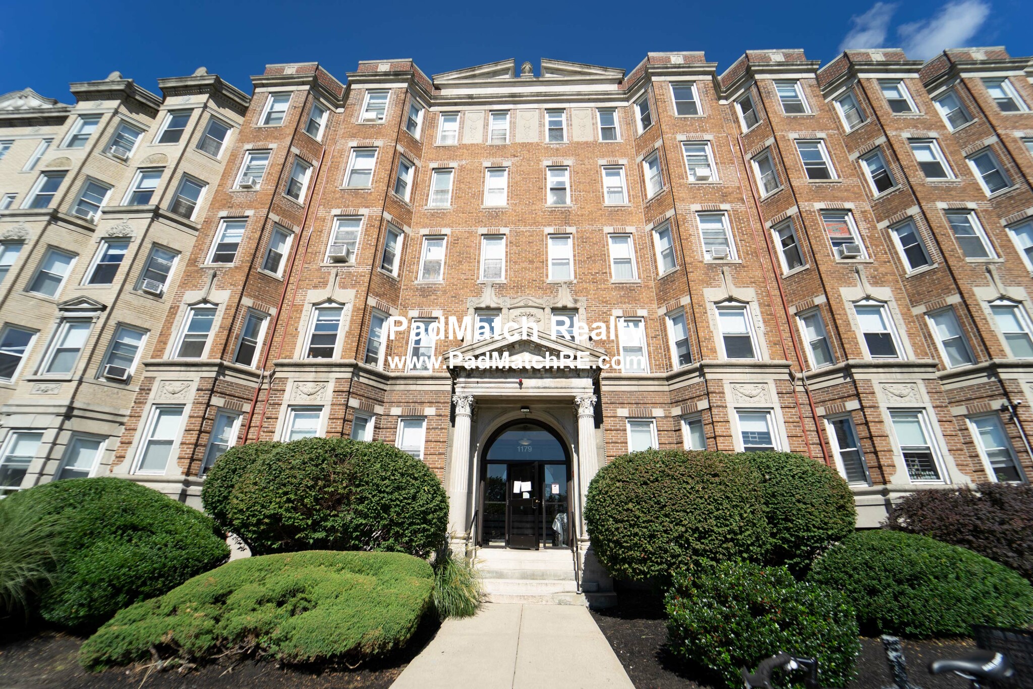 1800 Commonwealth Ave, Brighton