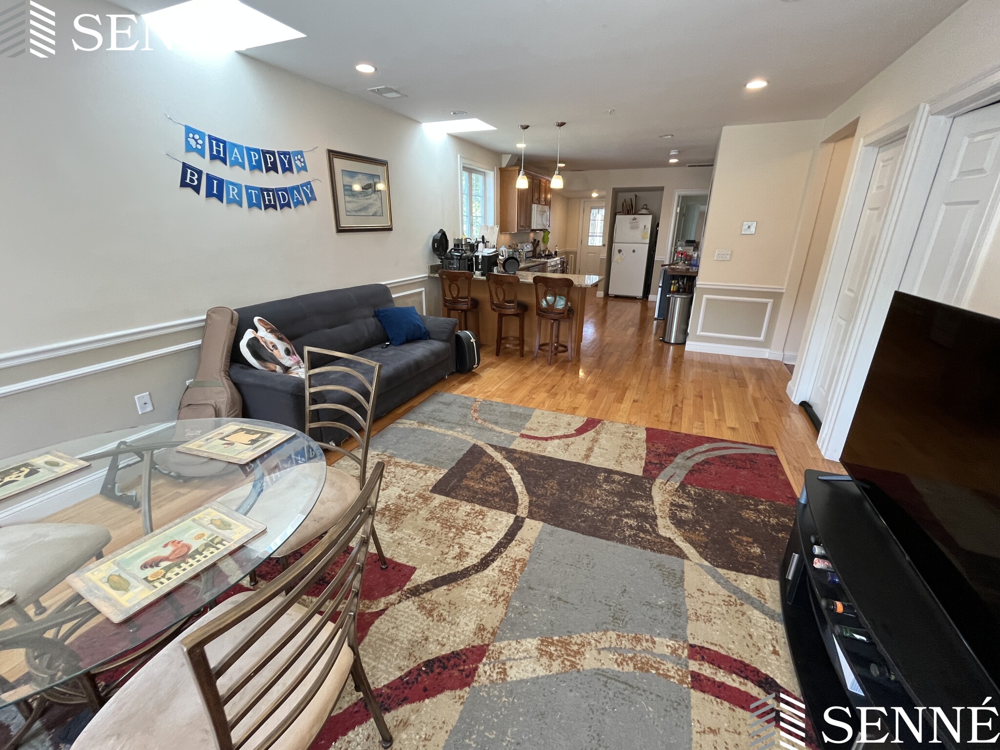 614 Main St, Medford