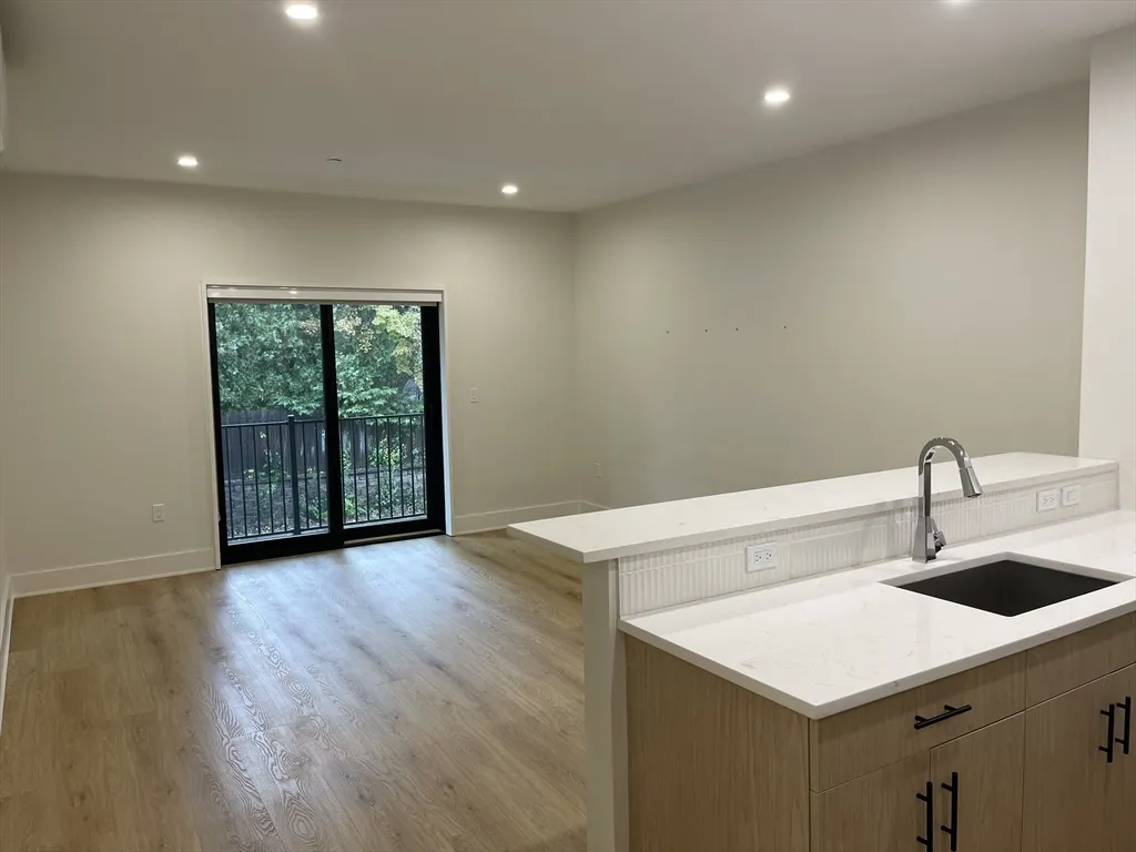 69 Bailey St, Dorchester