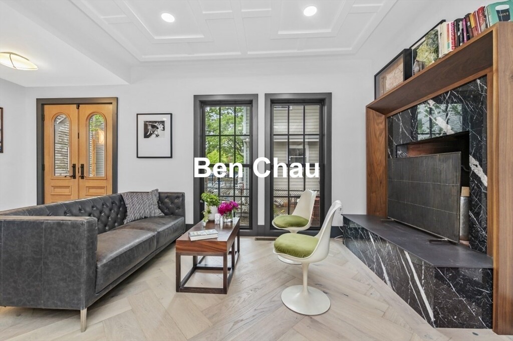 208 Windsor St, The Port