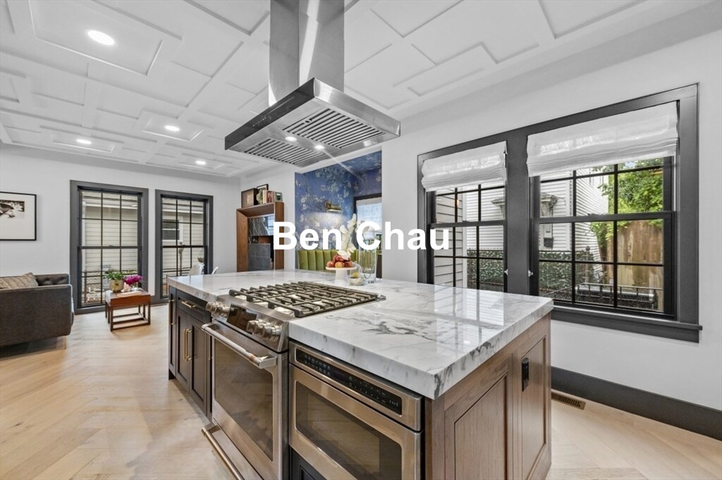 208 Windsor St, The Port