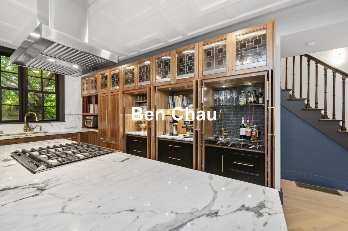 208 Windsor St, The Port