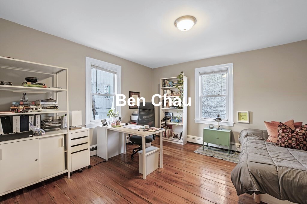 200 Banks St, Riverside