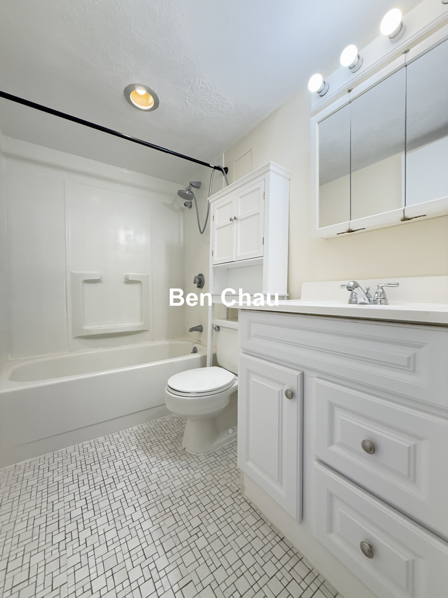 1580 Massachusetts Ave, Neighborhood Nine