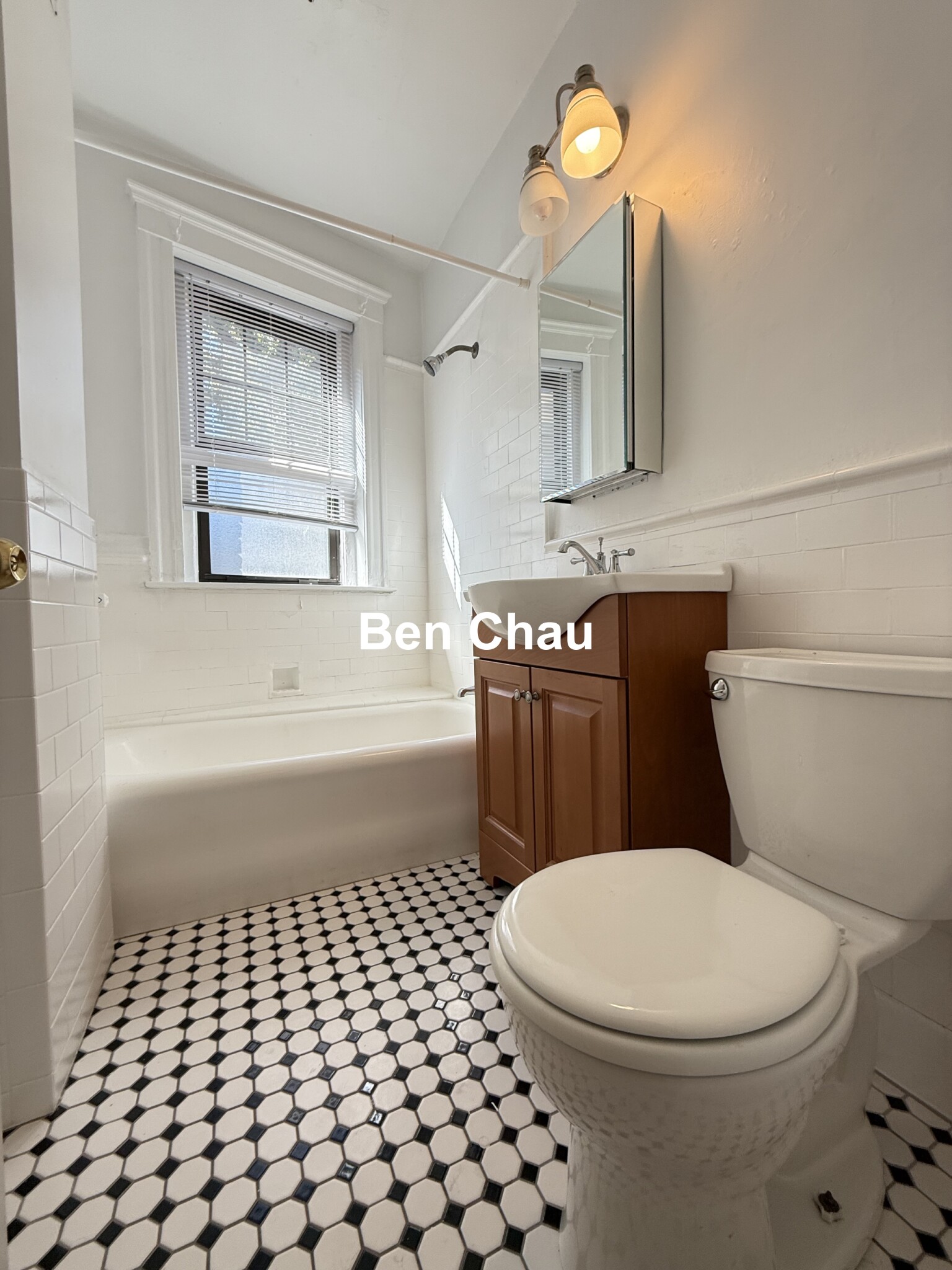 1558 Massachusetts Ave, Neighborhood Nine